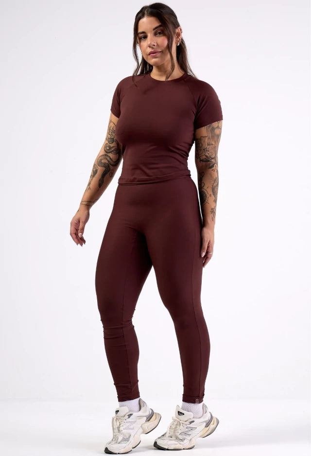 CONJ. LEG. FITSKIN + BLUSA SKINFIT DARK BROWN ELLA